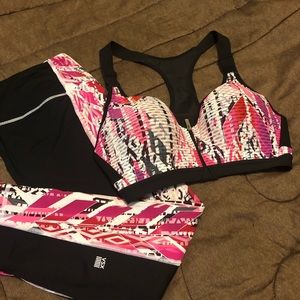 sports bra & work out capris
